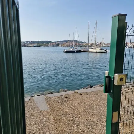 213 Ile Des Pecheurs, Vue Port Apartman